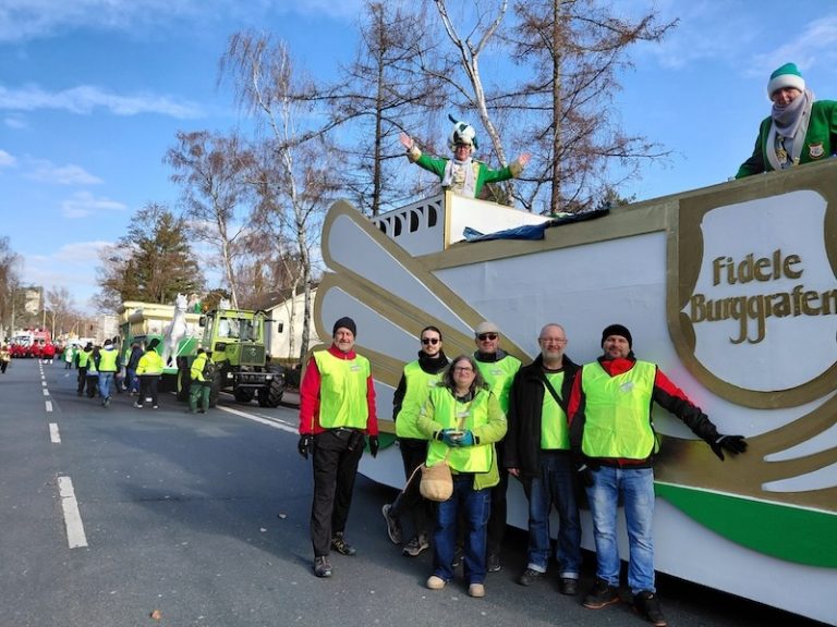 Mehr über den Artikel erfahren Wagenengel im Karneval 2026